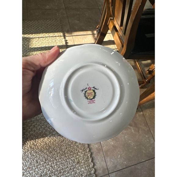 Queen Anne Fine Bone China Black Magic Rose Tea Cup and Saucer Set England - Picture 5 of 7